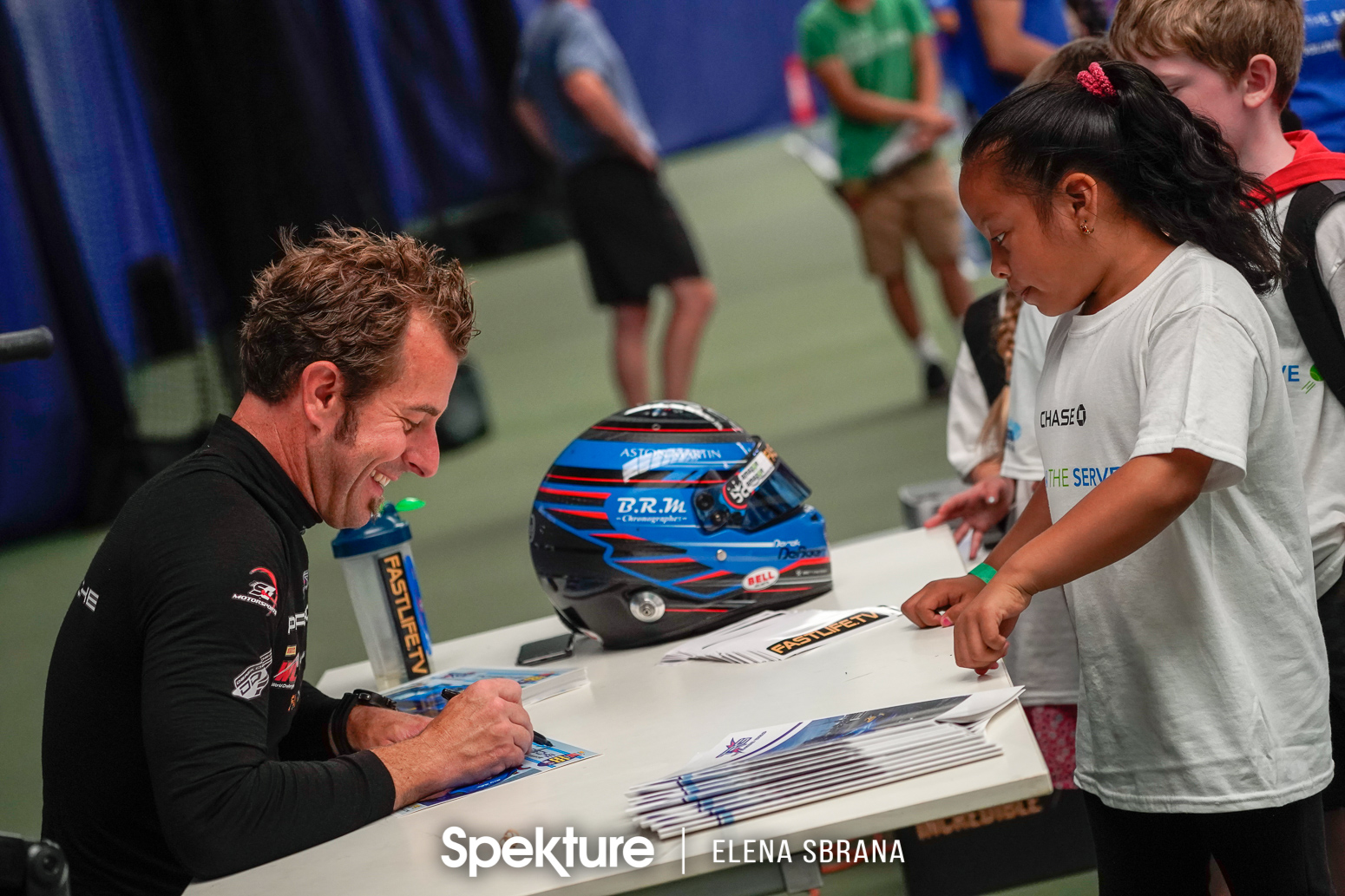 Earchphoto - Derek De Boer during a sports camp autograph session. 