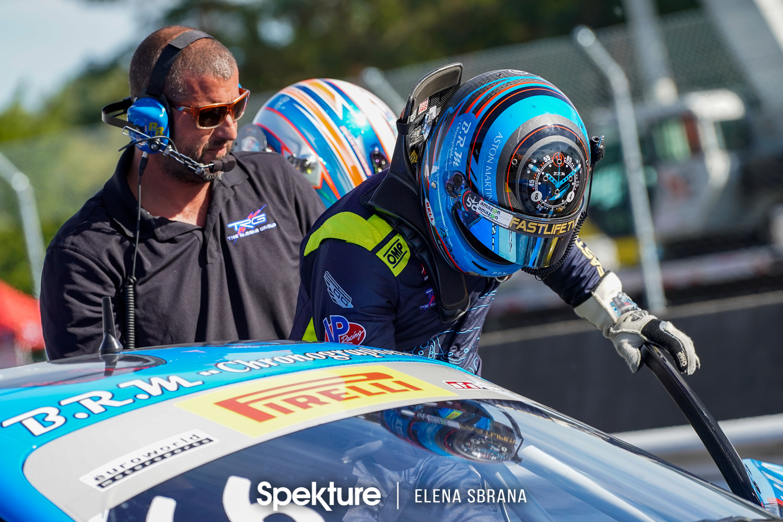 Earchphoto - Driver change at PIR. 