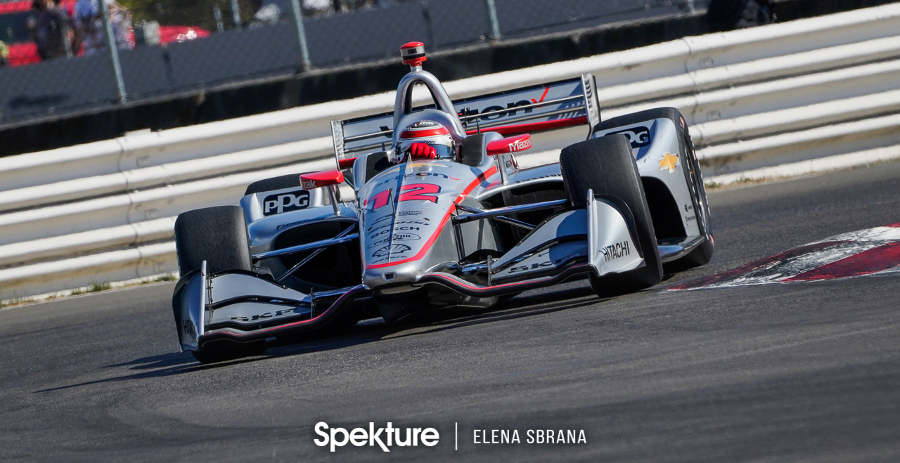 Earchphoto - Will Power leading the race in the first few laps of the Grand Prix of Portland. Verizon Indycar Series. 