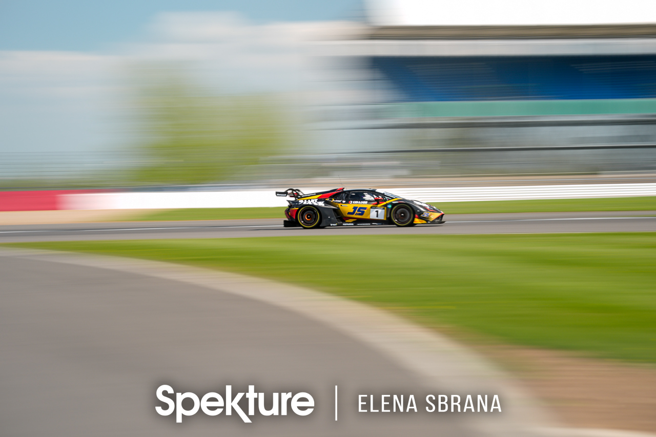 British GT 25 - (C) Earchphoto Sports